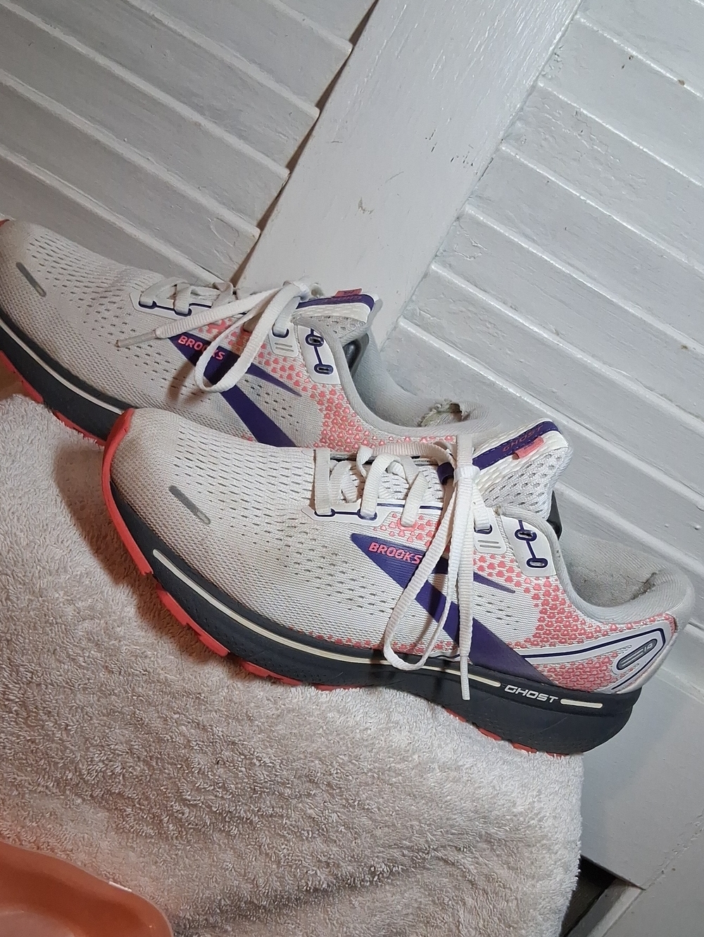 Brooks Ghost 14 Sneakers